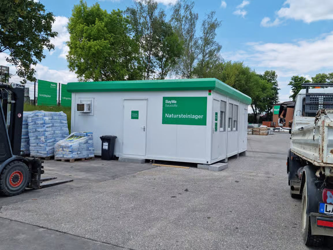 Kompakte Büroanlage für den Baustoffhandel – 45 m²
